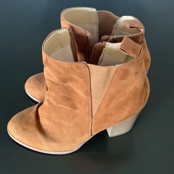 Express Suede Booties - Picture 3 of 7